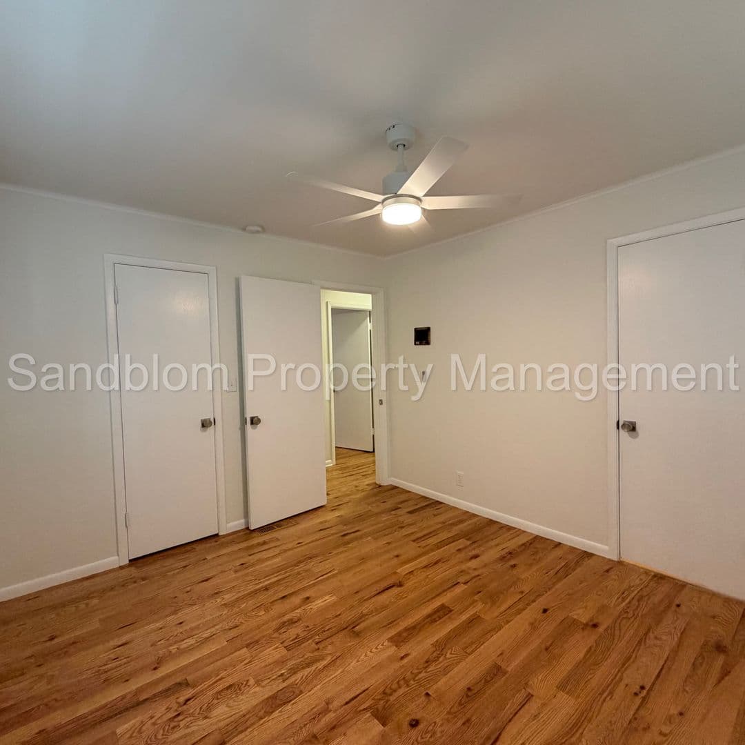 Tulsa House: 5153 S Marion Ave
