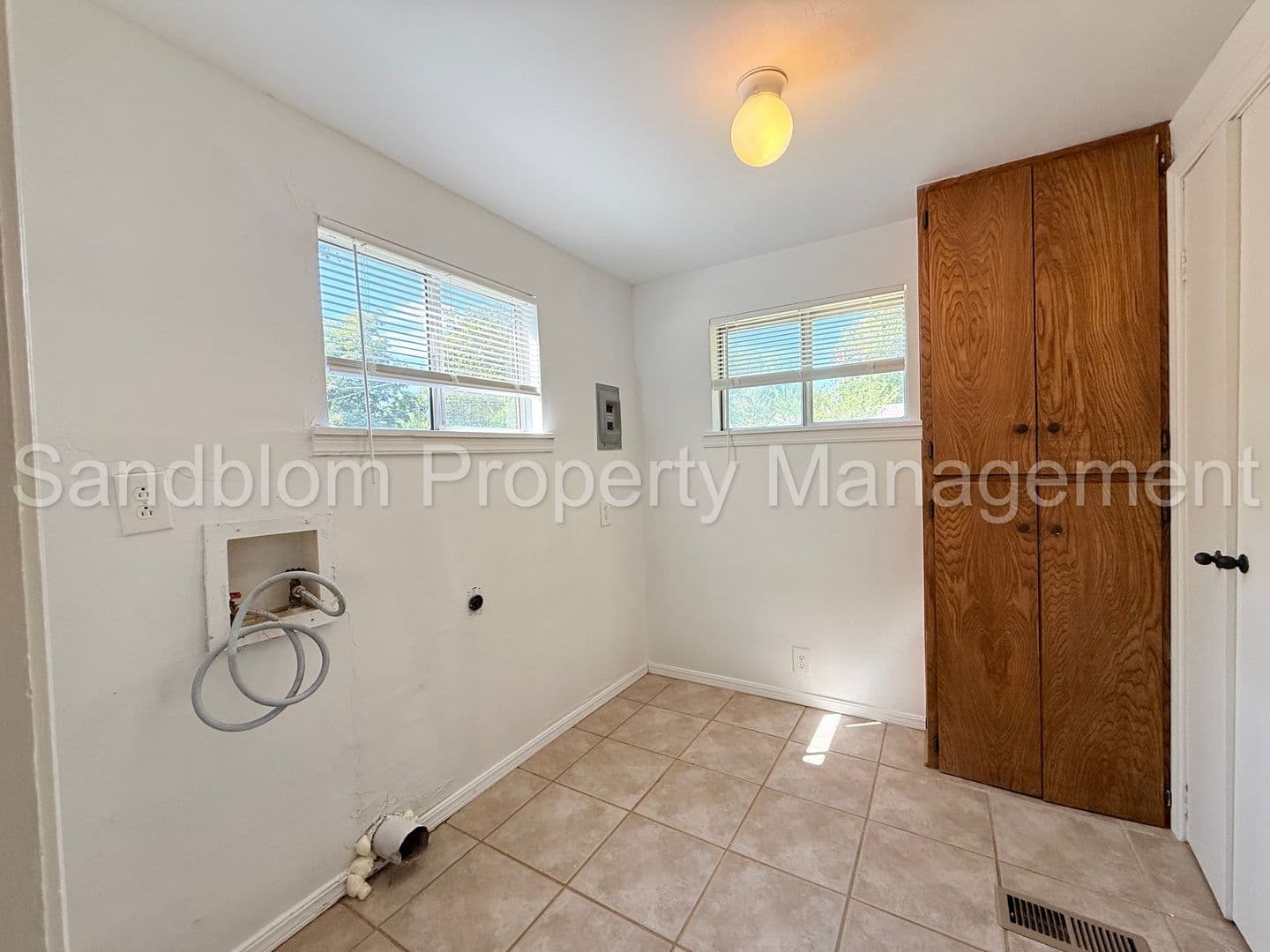 Tulsa House: 2614 S Urbana