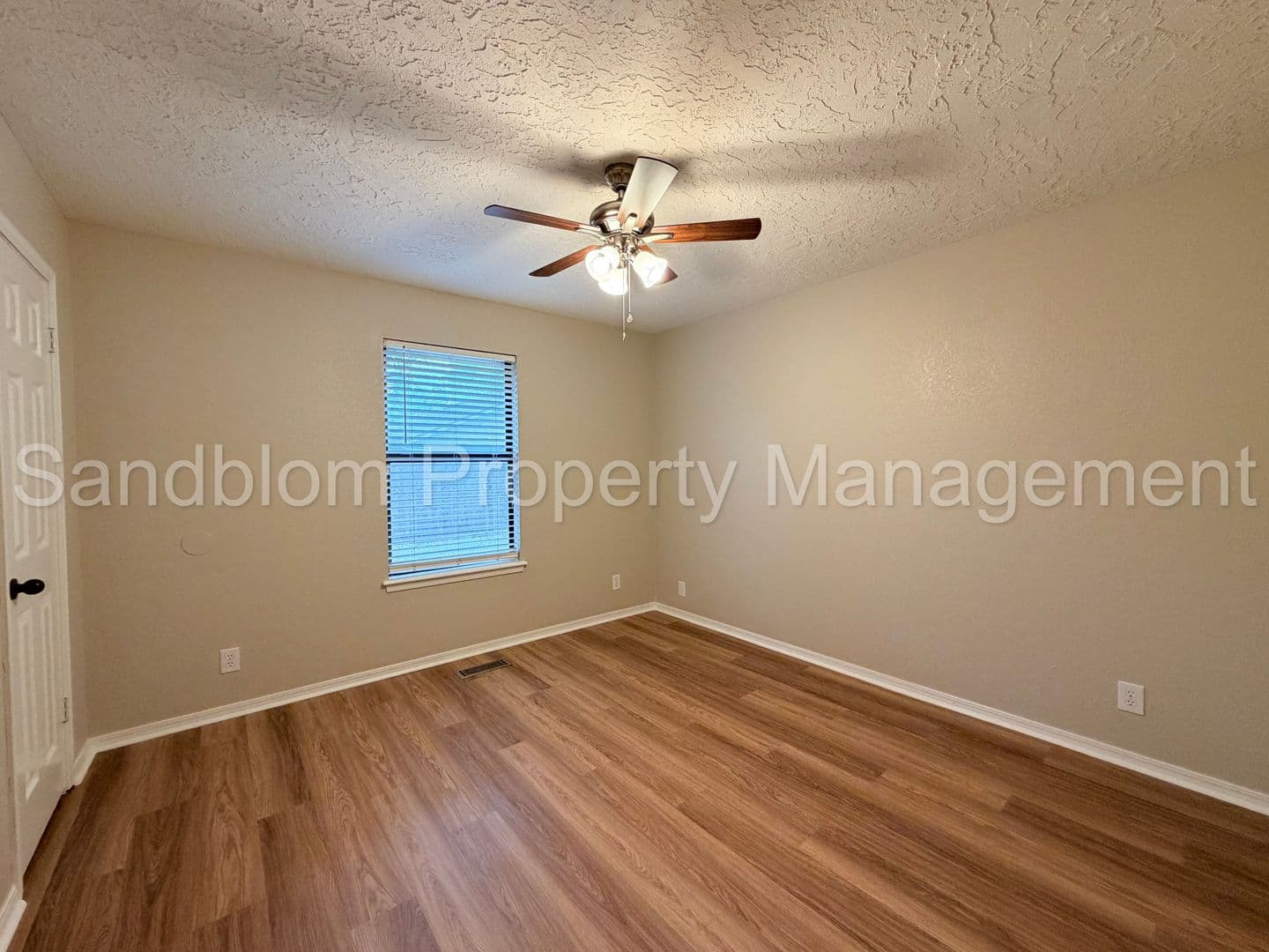 Tulsa House: 9228 S Norwood Ave
