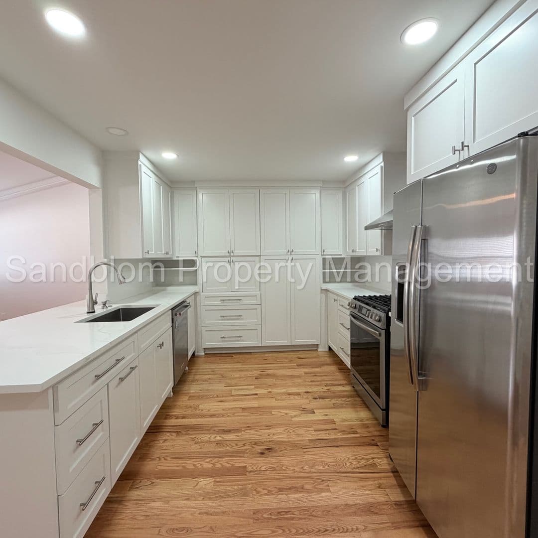 Tulsa House: 5153 S Marion Ave
