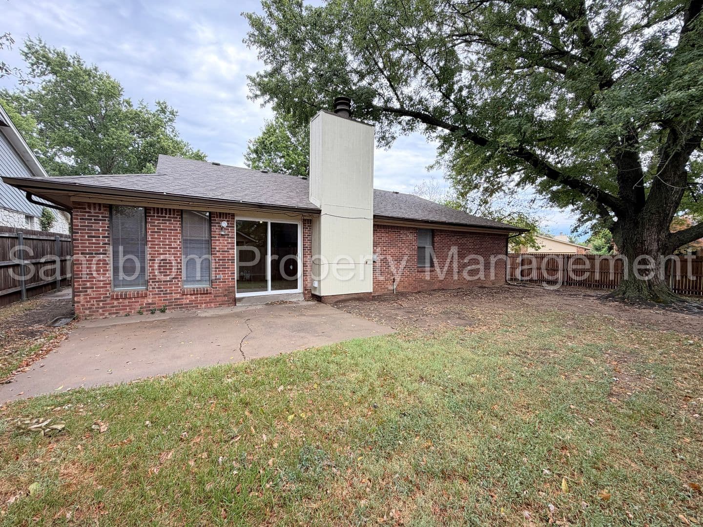 Tulsa House: 9228 S Norwood Ave