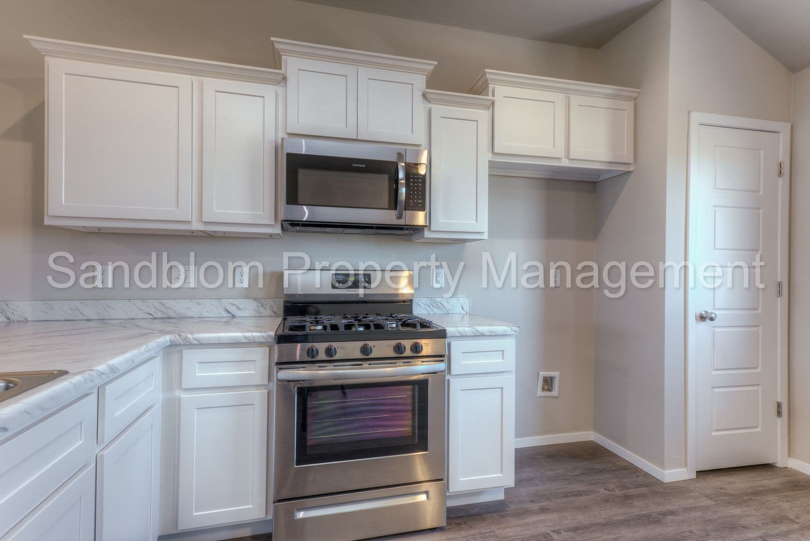 Bixby House: 16128 S 83rd E Ave