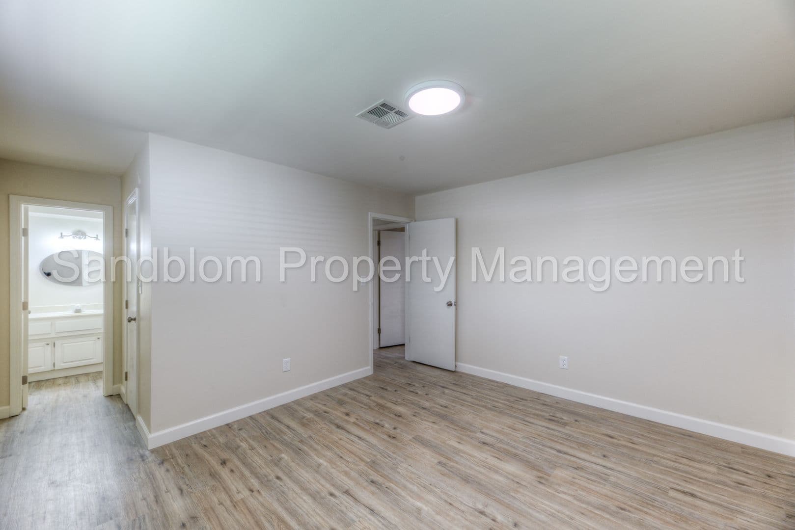 Tulsa House: 7510 East 53rd Place