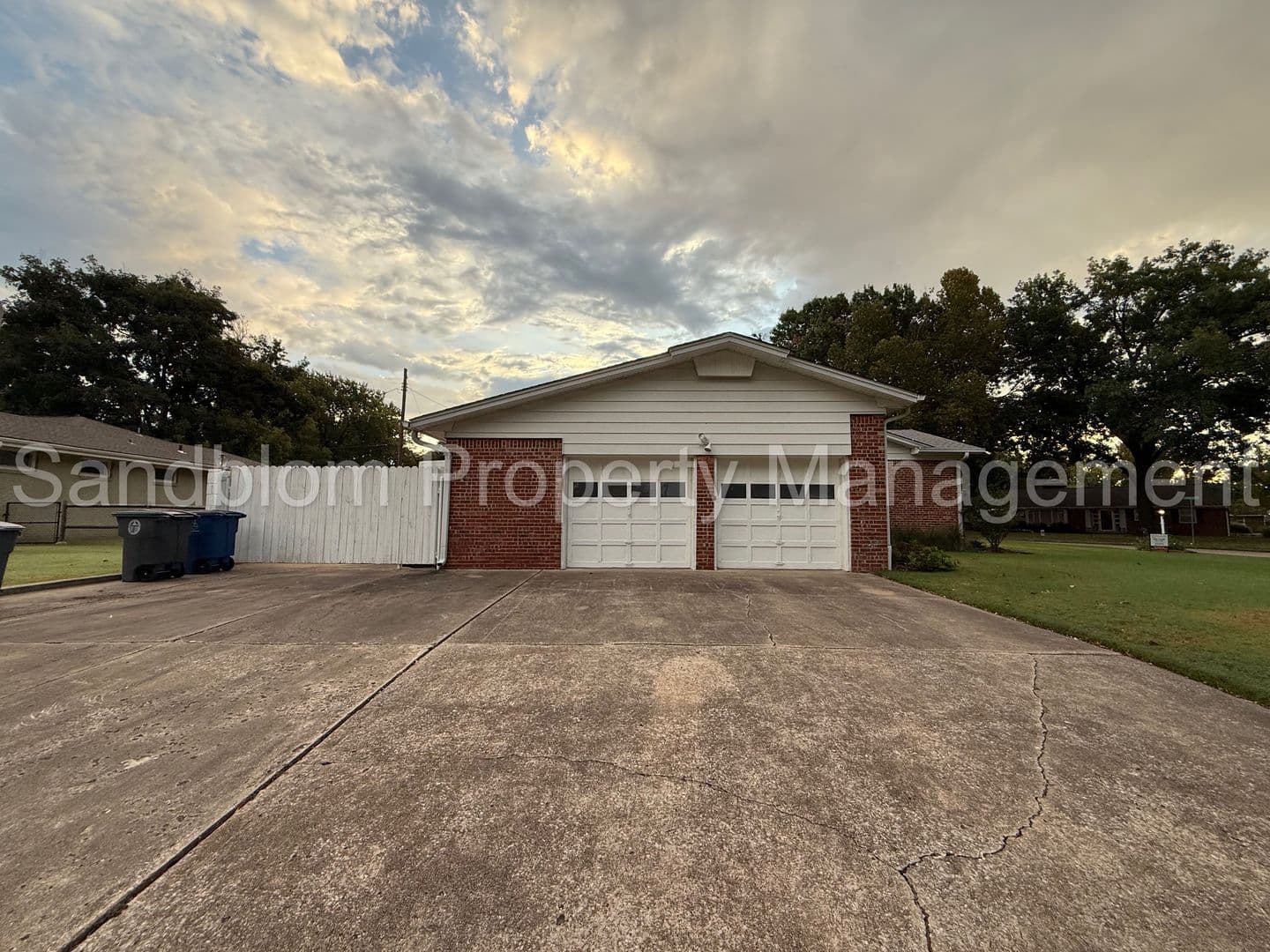 Tulsa House: 5153 S Marion Ave
