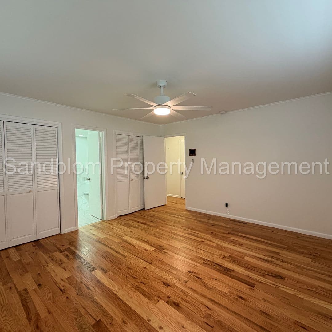Tulsa House: 5153 S Marion Ave