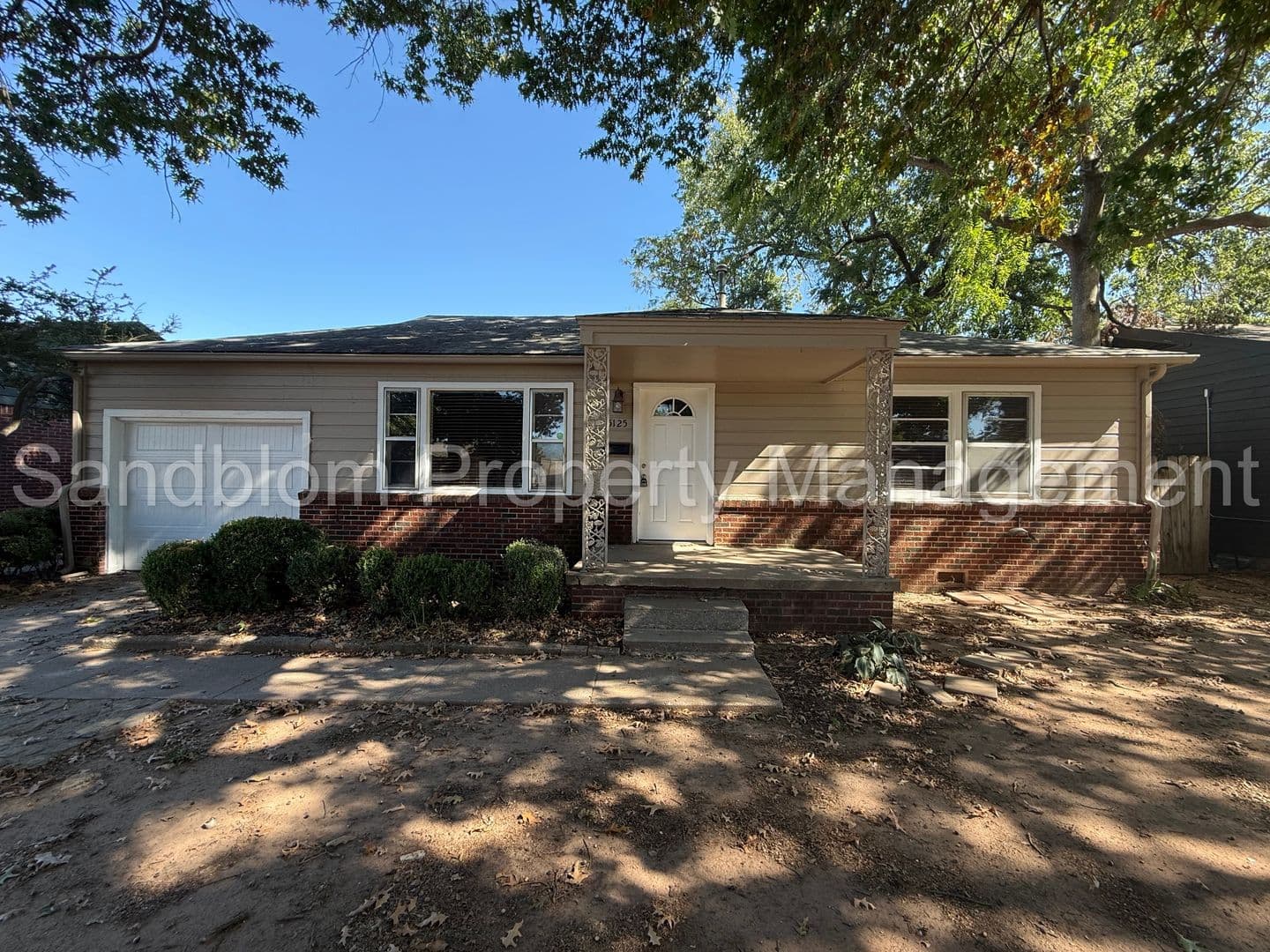 Tulsa House: 5125 S Saint Louis Avenue