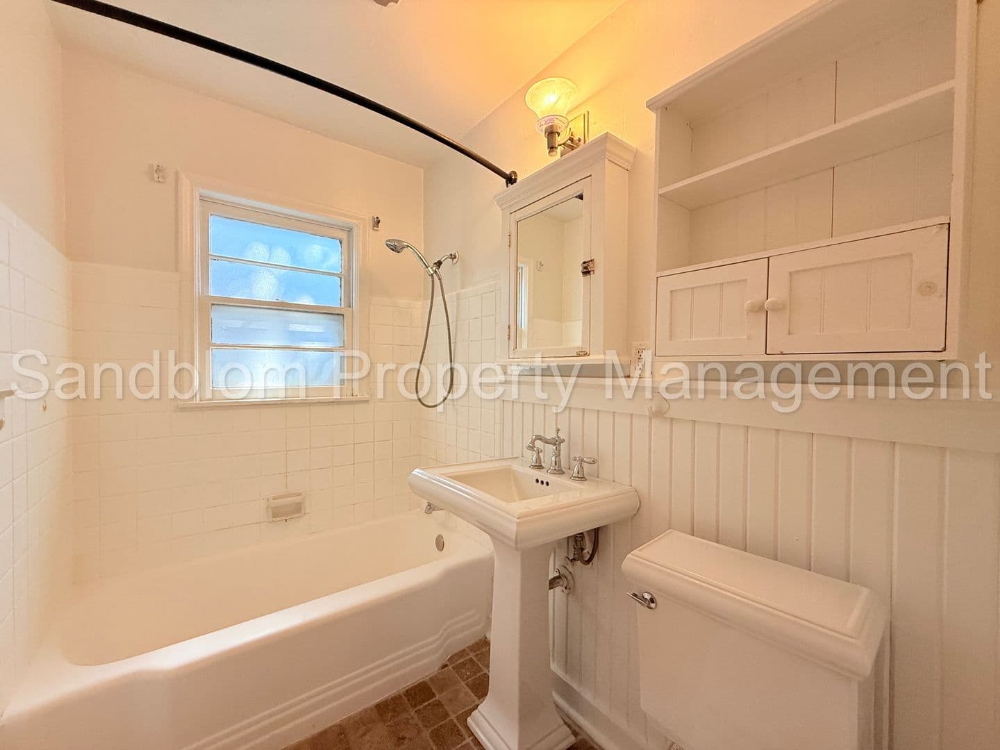 Tulsa House: 5125 S Saint Louis Avenue