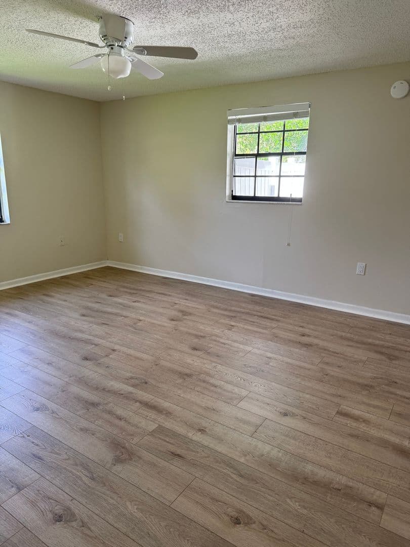 Tampa House: 2907 W. Tyson Avenue