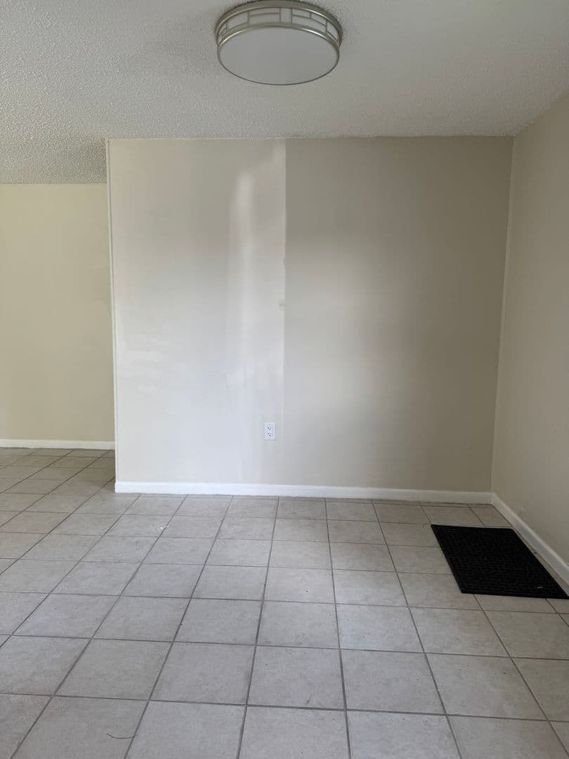 Tampa House: 2907 W. Tyson Avenue