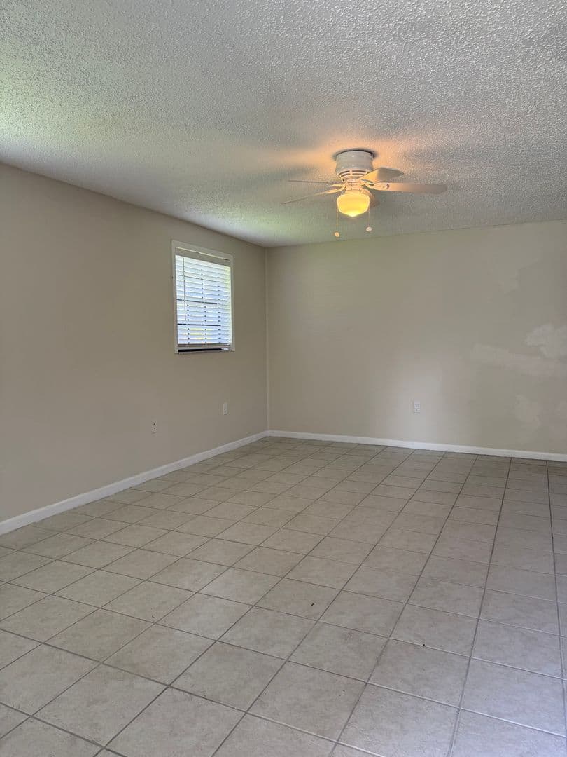 Tampa House: 2907 W. Tyson Avenue