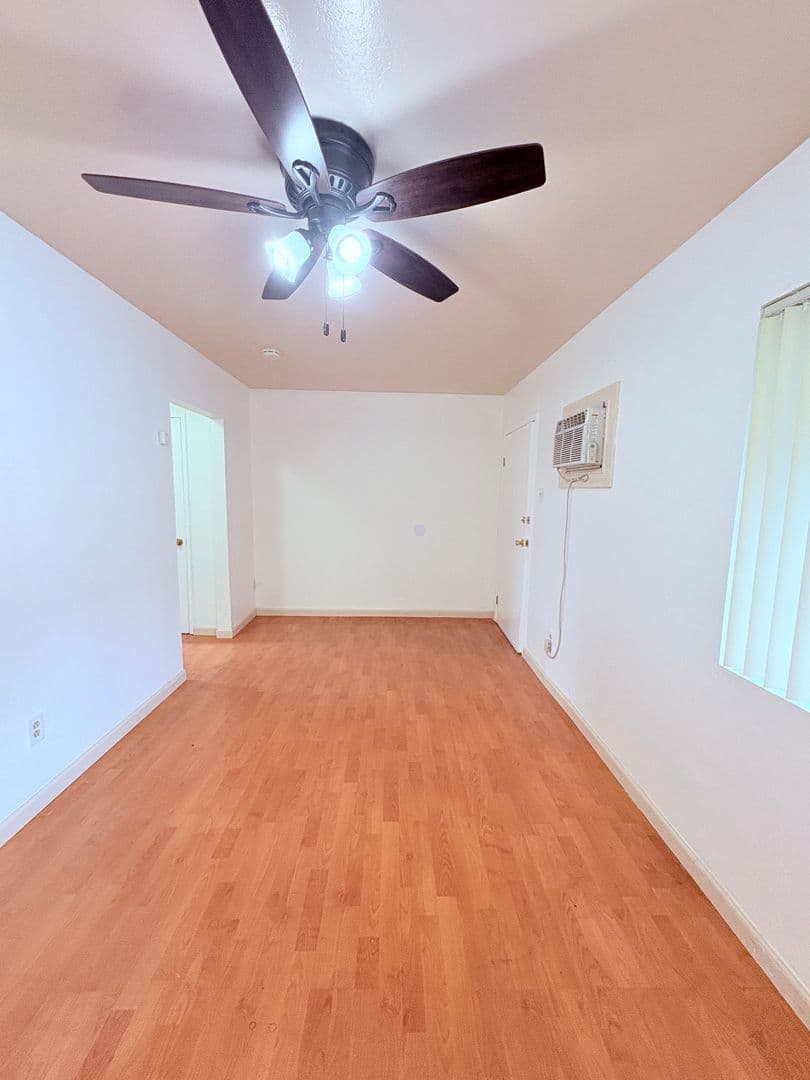 West Sacramento Apartment: 437 Myrtle Ave