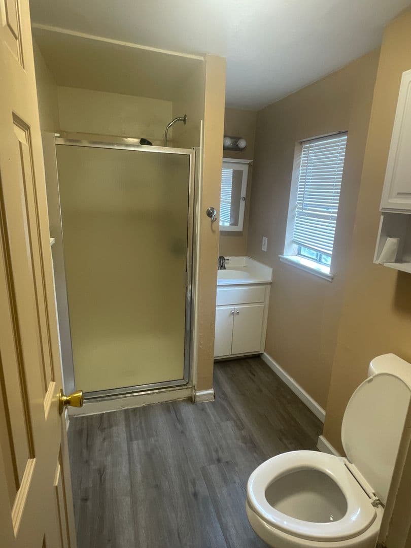 Sacramento Apartment: 521 T Street #B