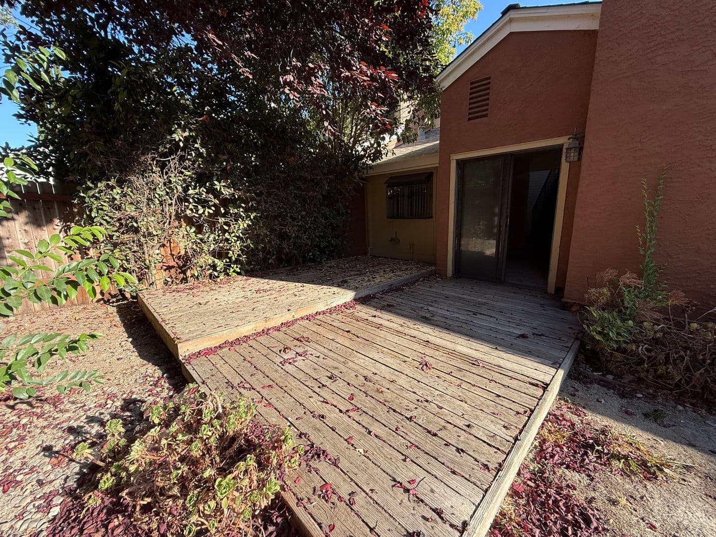 West Sacramento Condo: 2674 Bradford Way