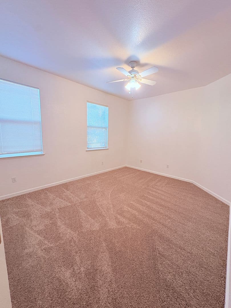 Sacramento House: 80 Spinel Circle
