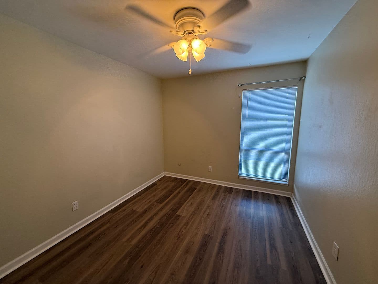 West Sacramento Condo: 332 Bridge Place