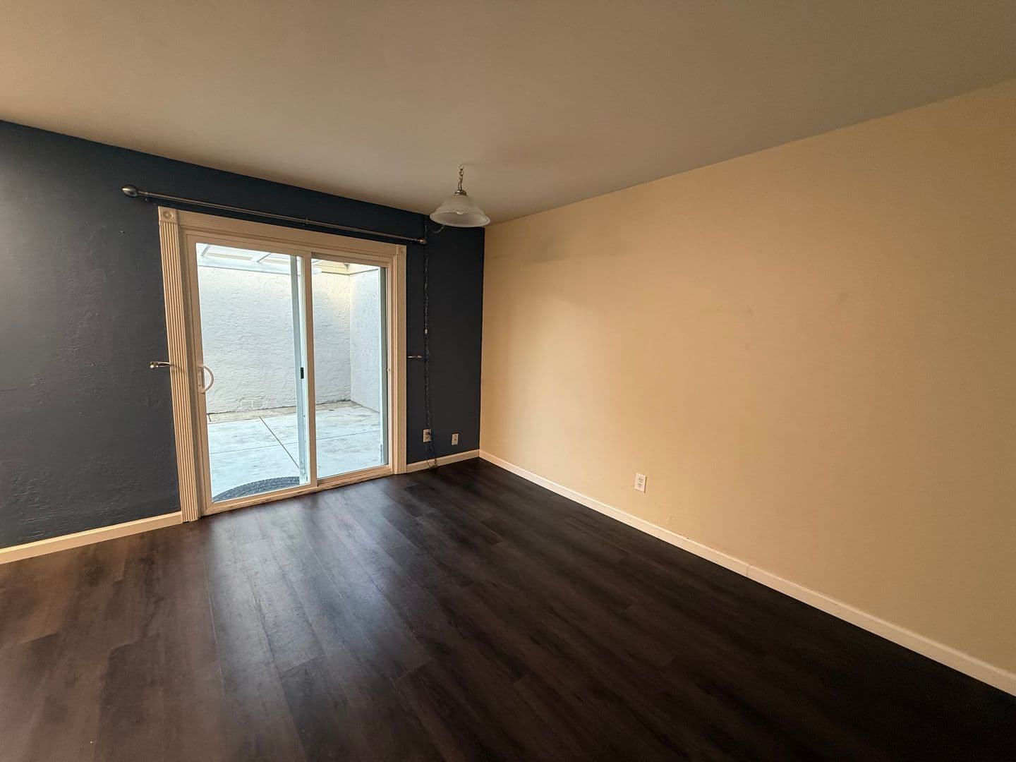 West Sacramento Condo: 332 Bridge Place