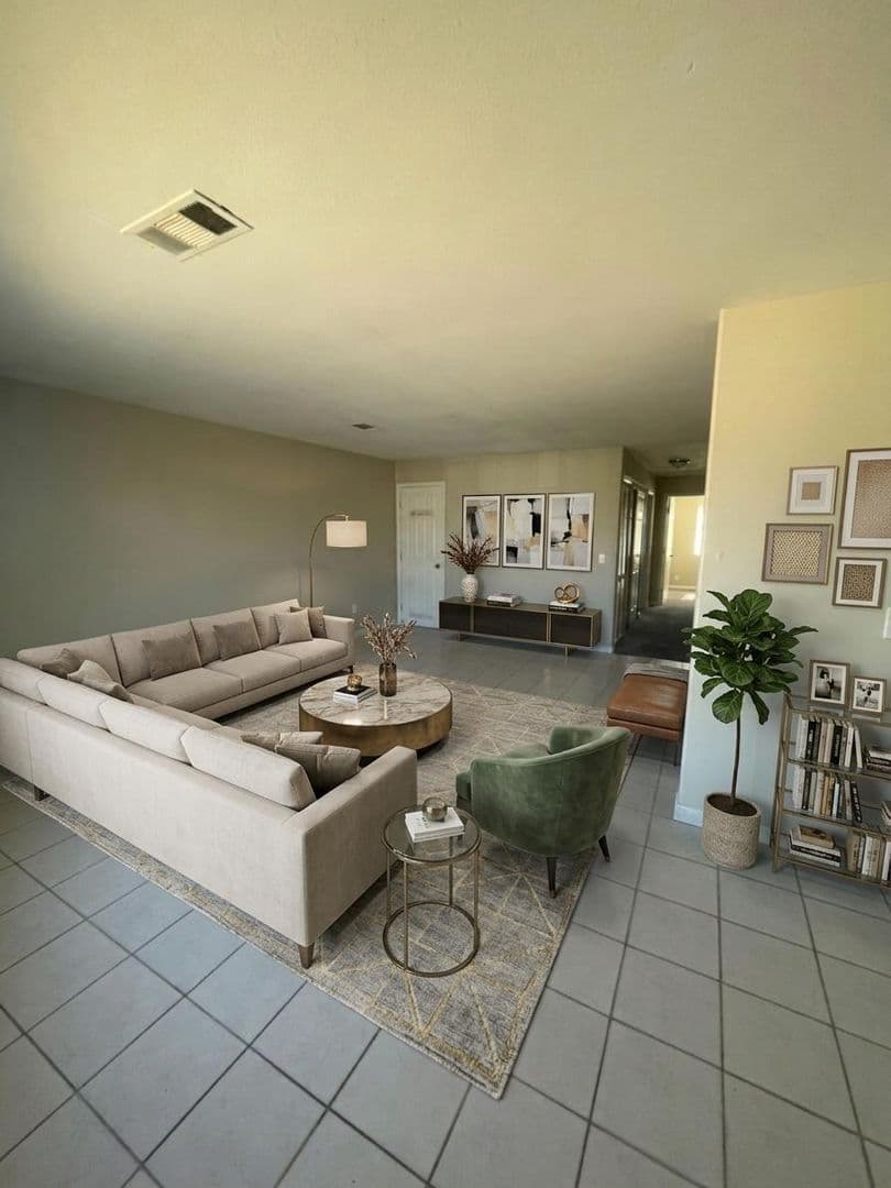 Rancho Cordova Apartment: 10320 Birmingham Way #3