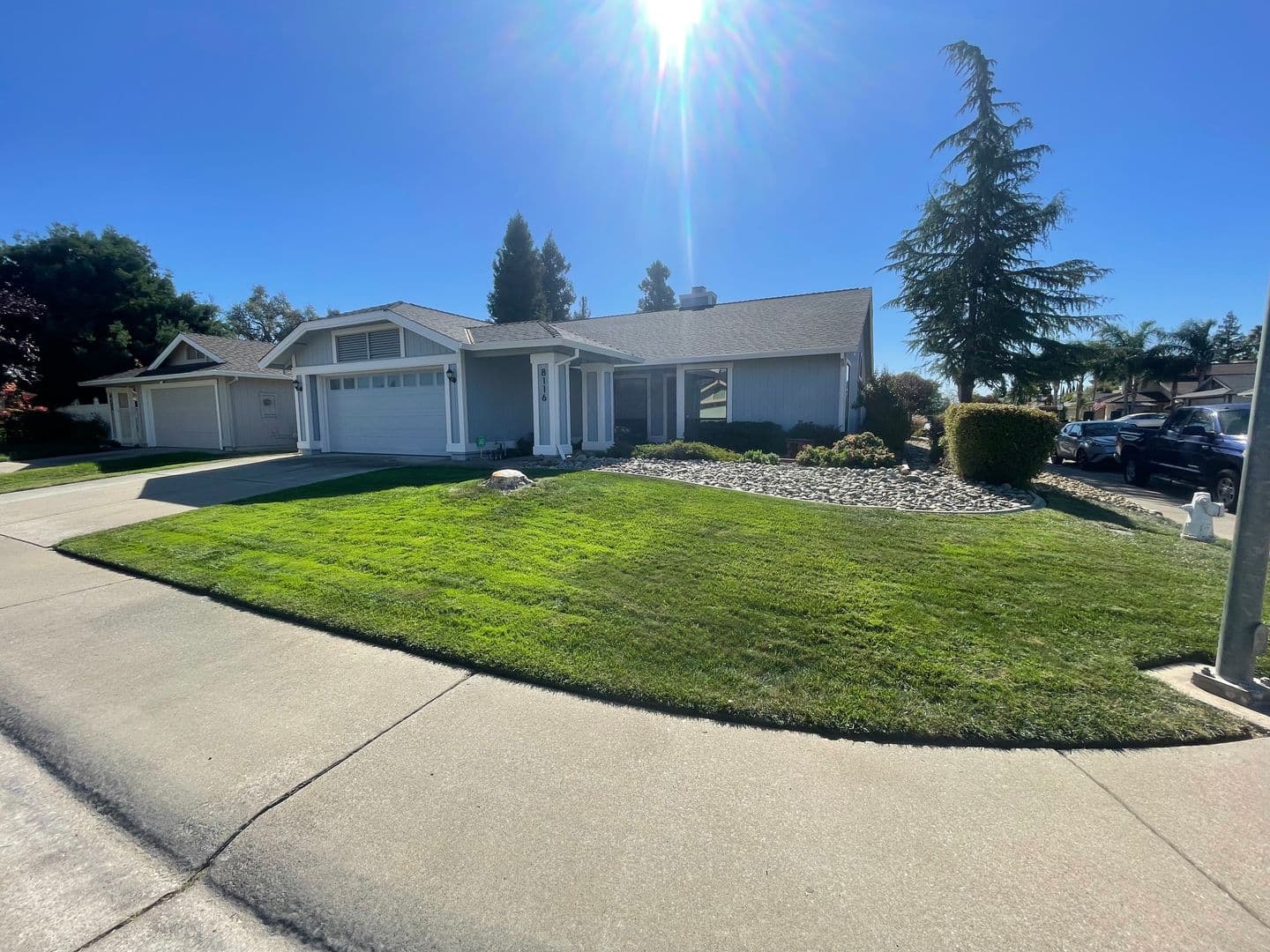 Sacramento House: 8116 Darien Circle