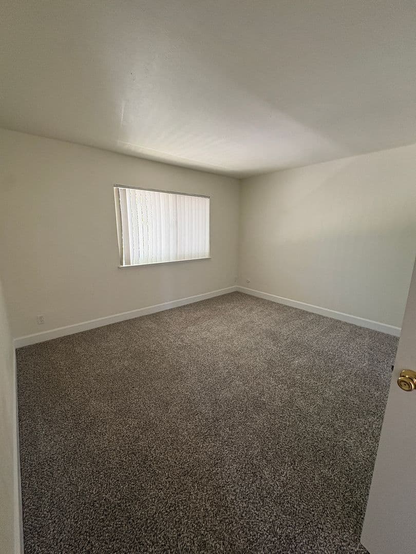 Orangevale Apartment: 6047 Woodminster Circle #1-#28