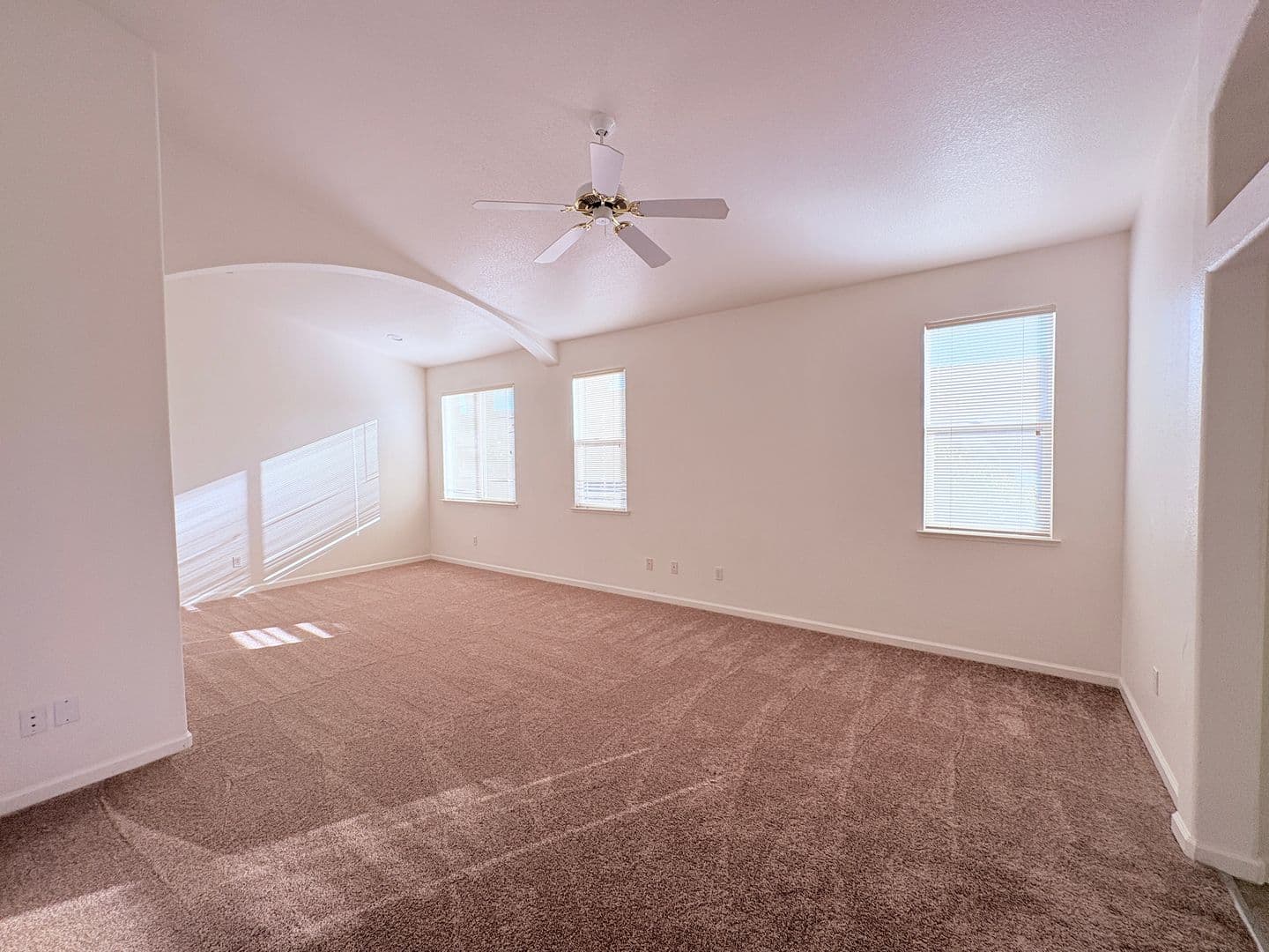 Sacramento House: 80 Spinel Circle