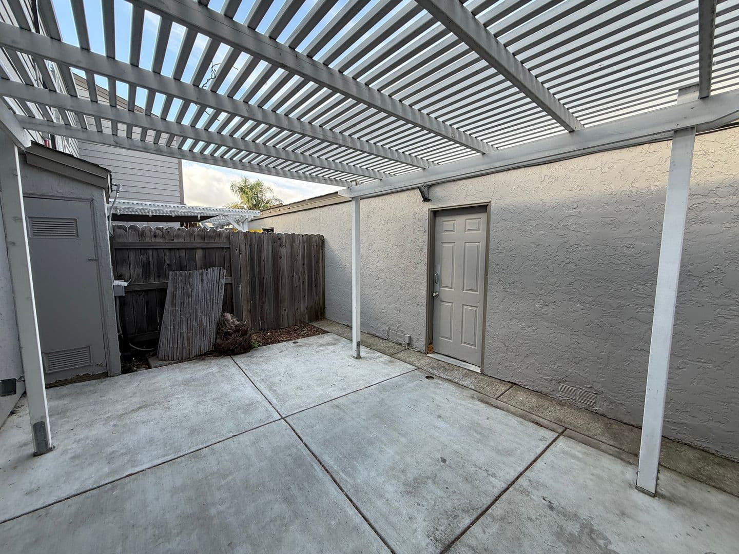 West Sacramento Condo: 332 Bridge Place