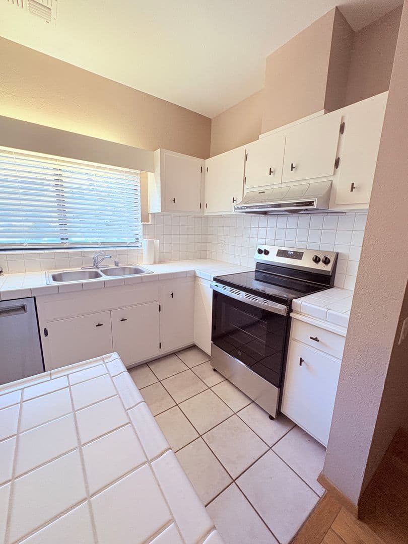 Sacramento Condo: 5106 Griffin Oaks Ln