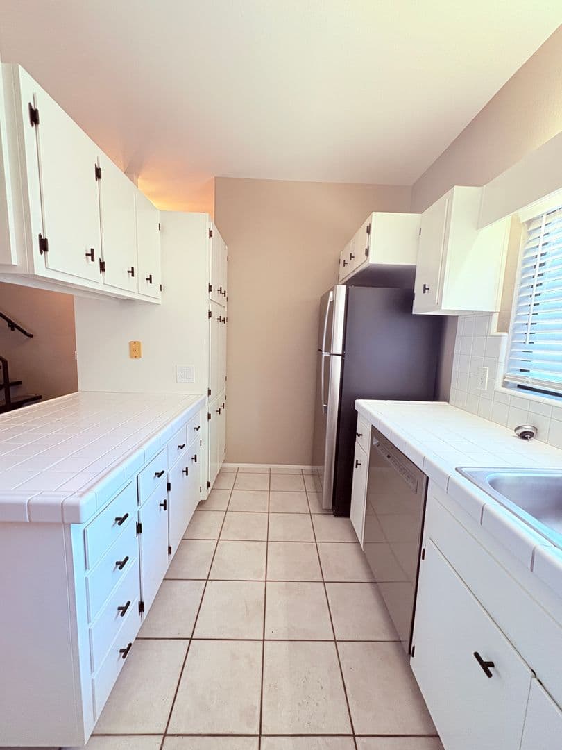 Sacramento Condo: 5106 Griffin Oaks Ln