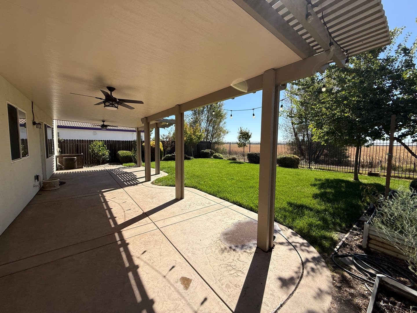 West Sacramento House: 3665 Topaz Road