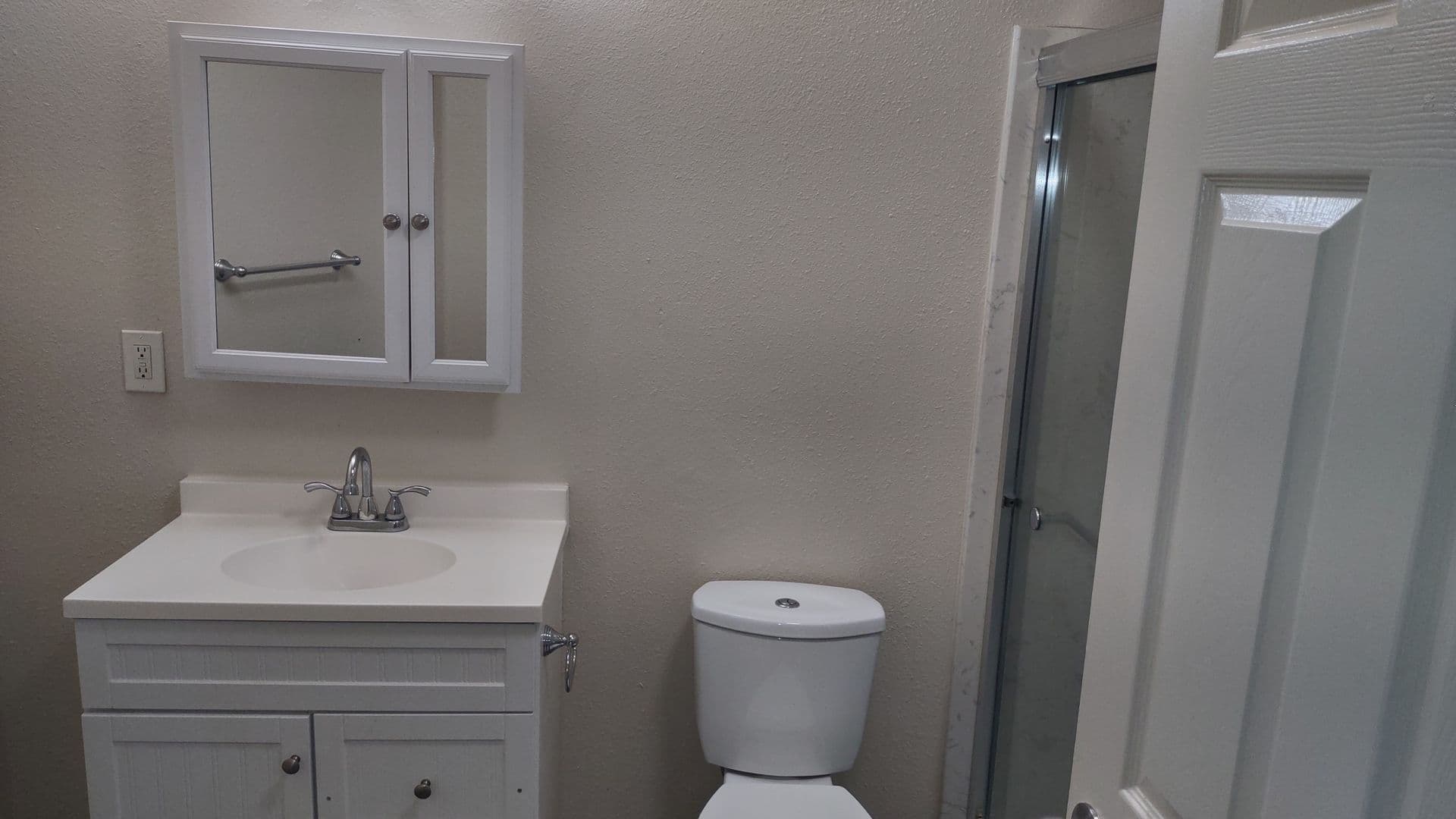 Rancho Cordova Apartment: 2971 Portsmouth Drive #2