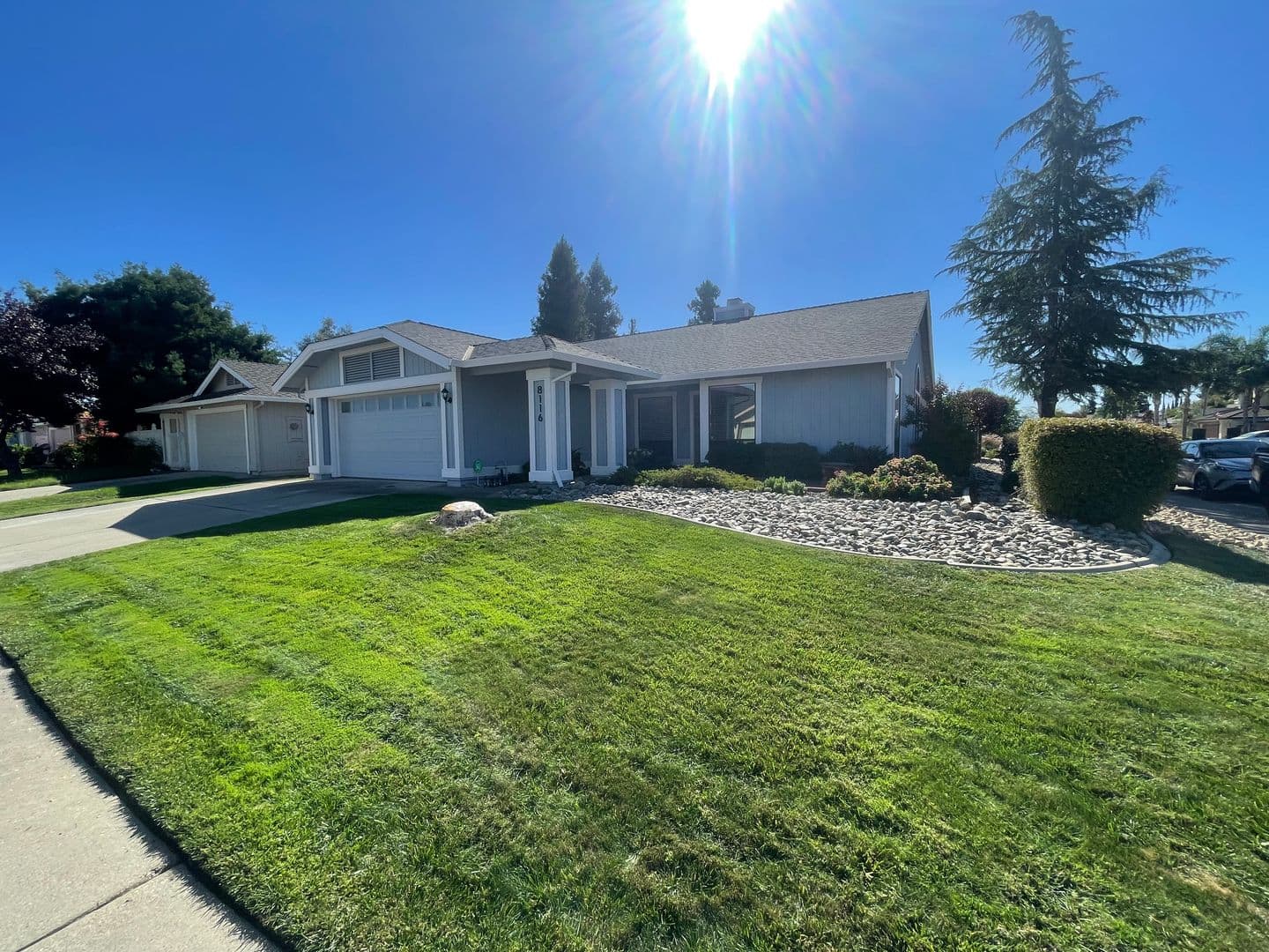 Sacramento House: 8116 Darien Circle