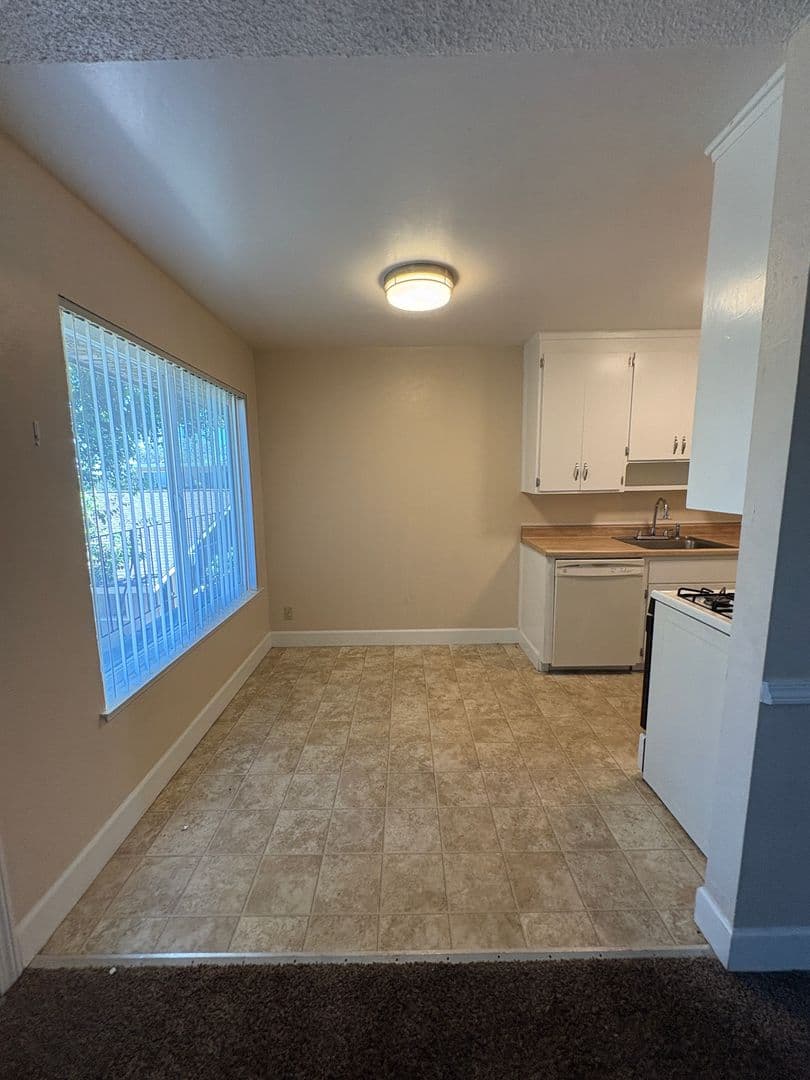 Orangevale Apartment: 6047 Woodminster Circle #1-#28