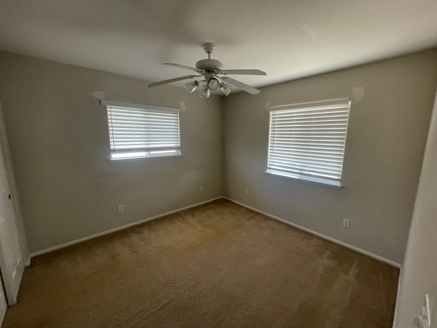 Roseville House: 854 Shearer Street #A