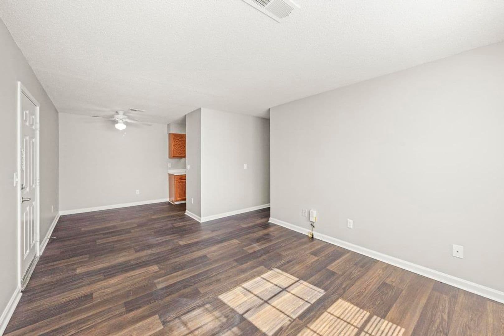 Greenbrier Apartment: 2045 US 41