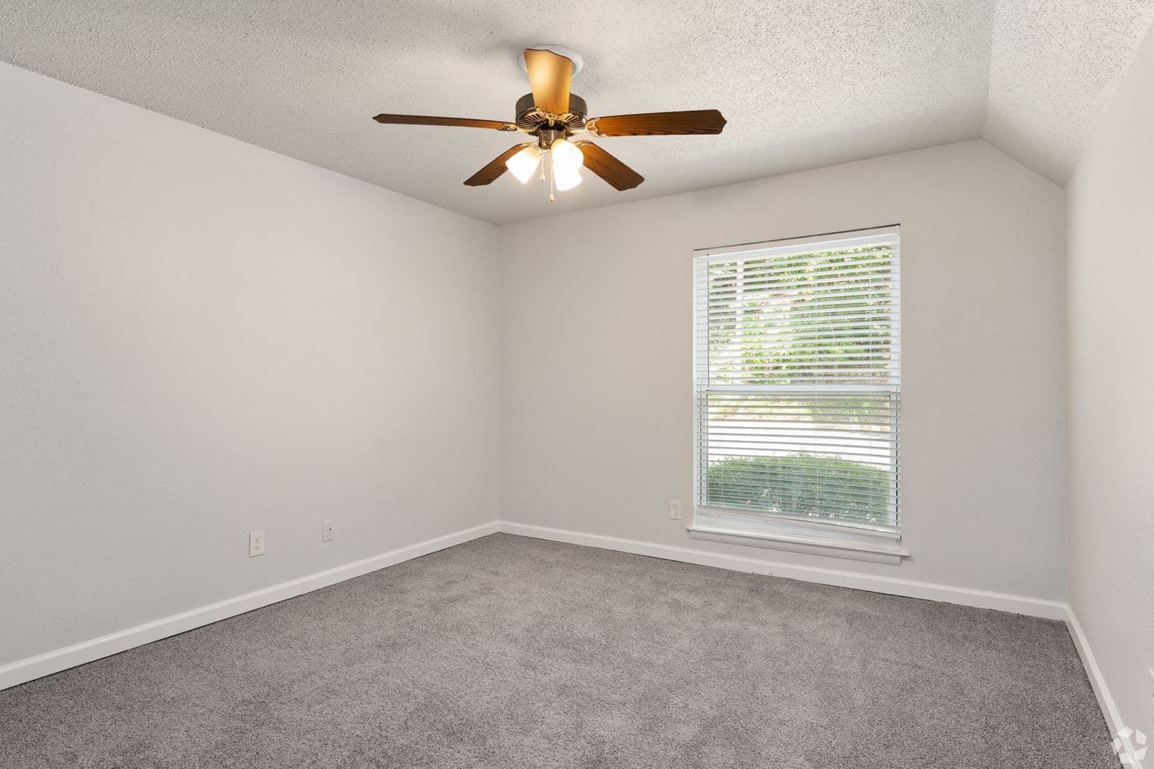 Birmingham Apartment: 1229 Beacon Pkwy E.