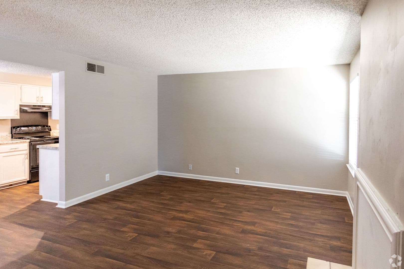 Antioch Apartment: 800 Pebble Creek Cir