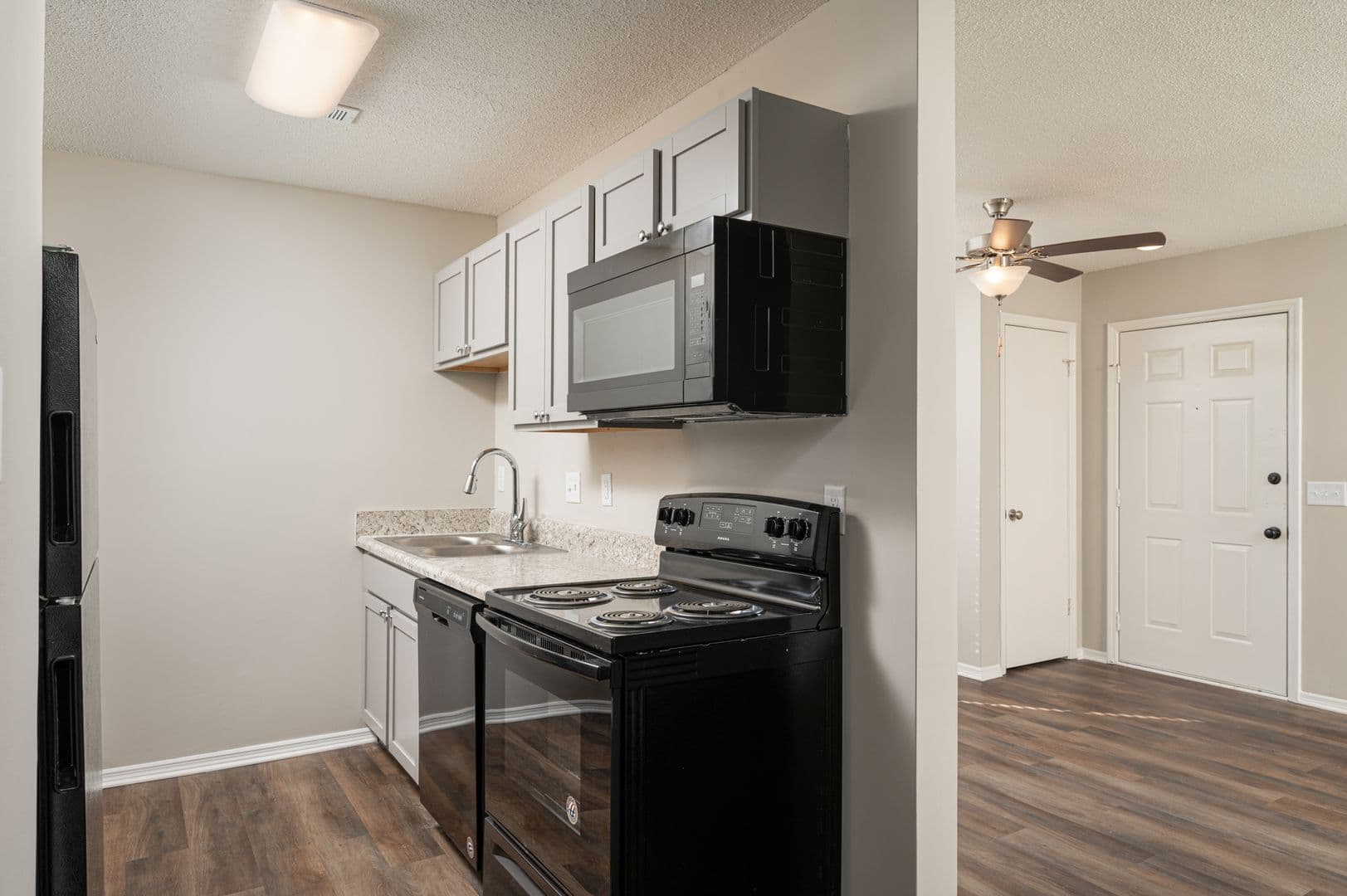 Hixson Apartment: 5255 Old Hixson Pike