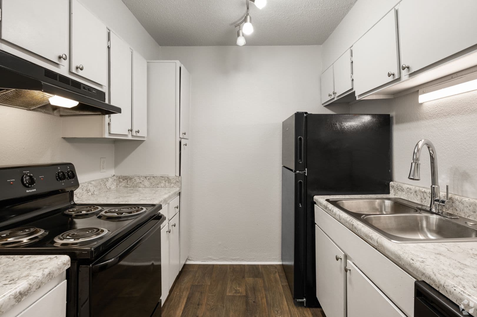 Birmingham Apartment: 1229 Beacon Pkwy E.
