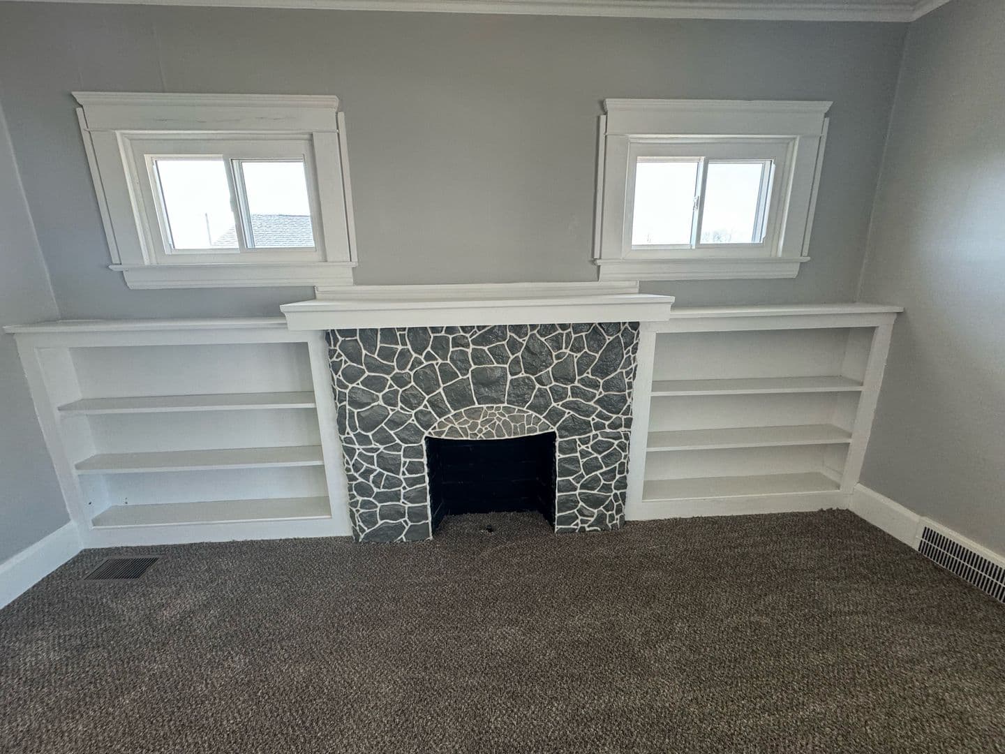 Lorain Apartment: 839 - 841 Allison Ave