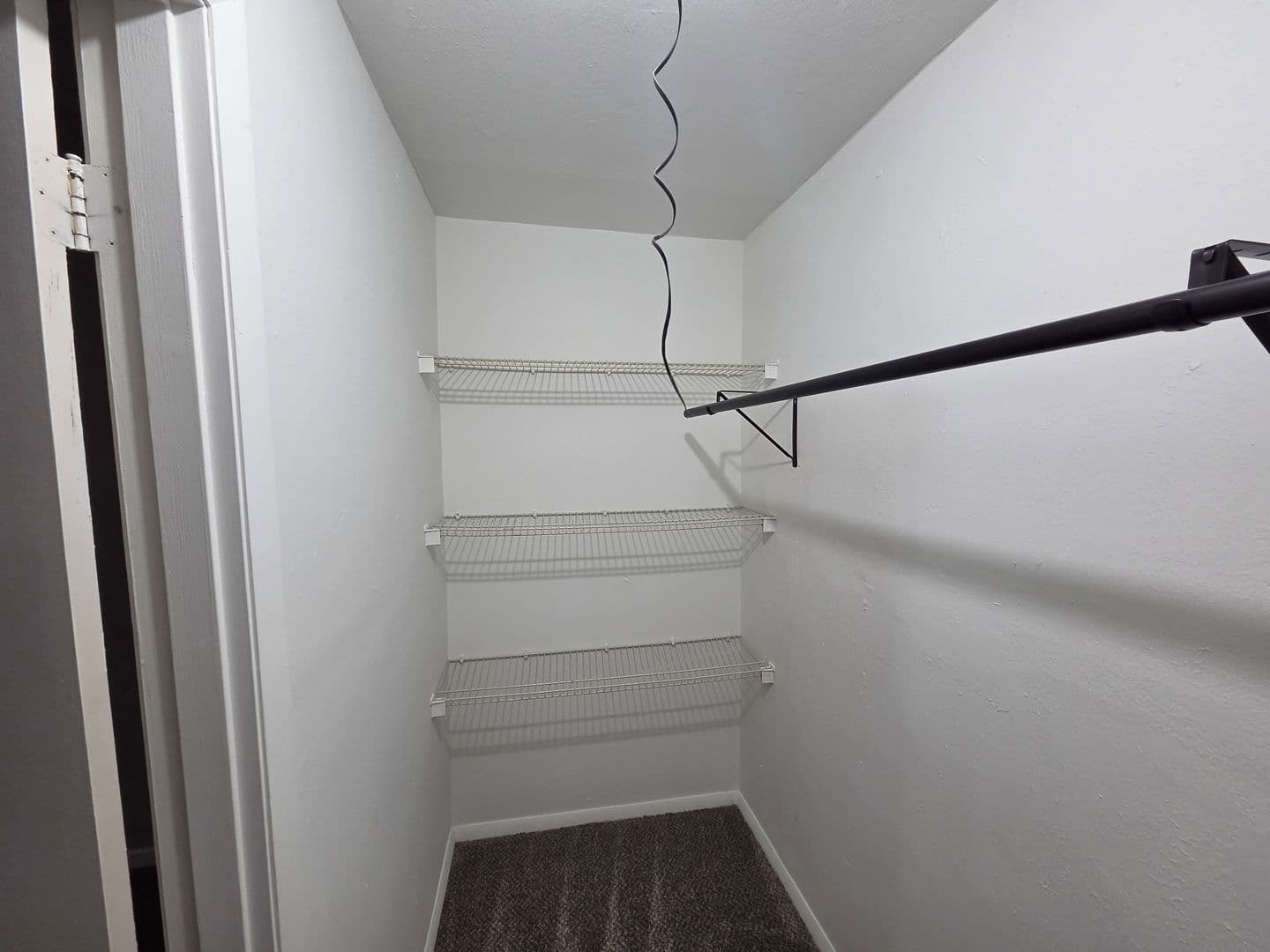 Elyria Apartment: 41547 - 41549 Elmwood St
