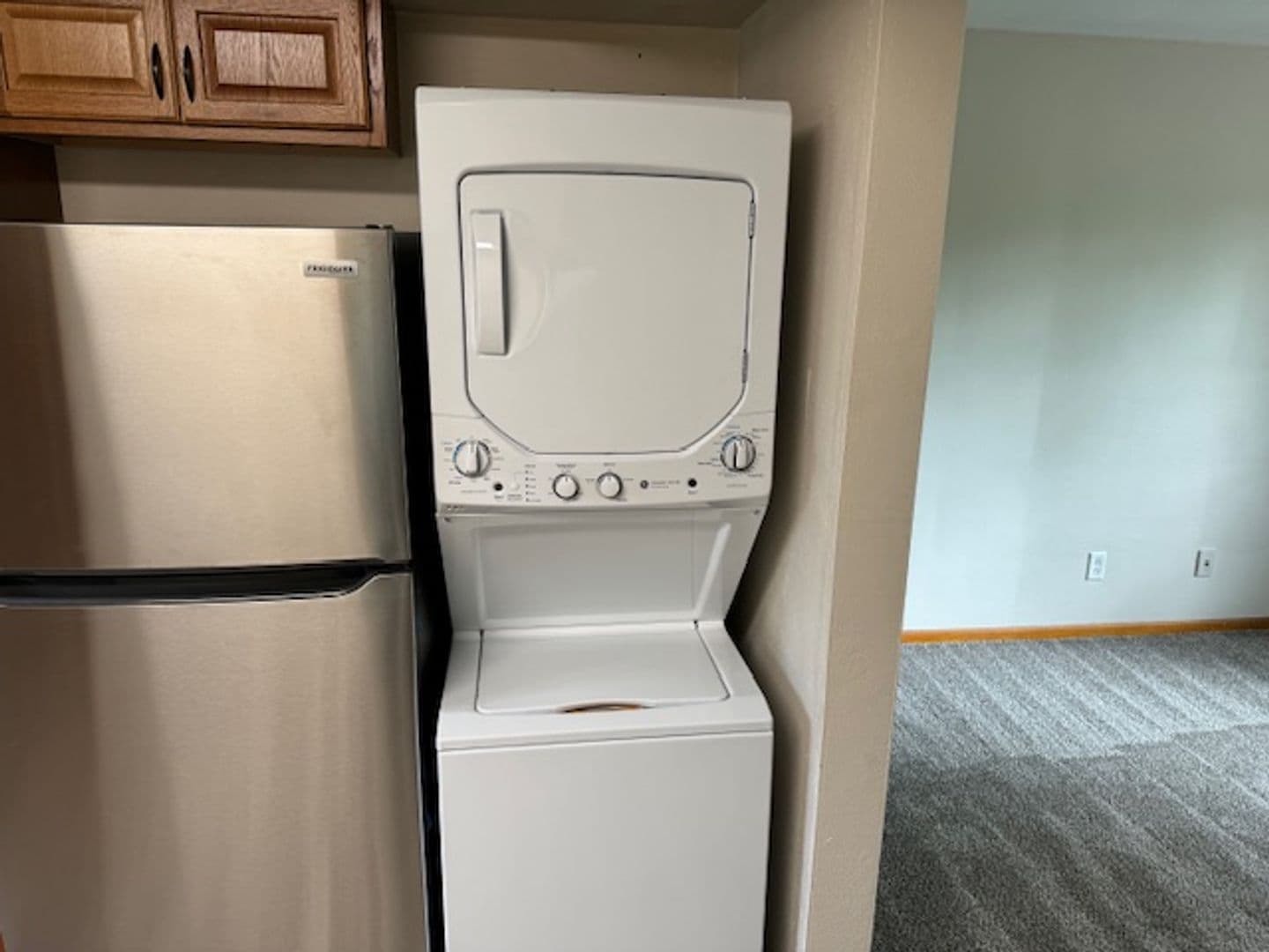 Elyria Apartment: 780 Oberlin-Elyria Rd