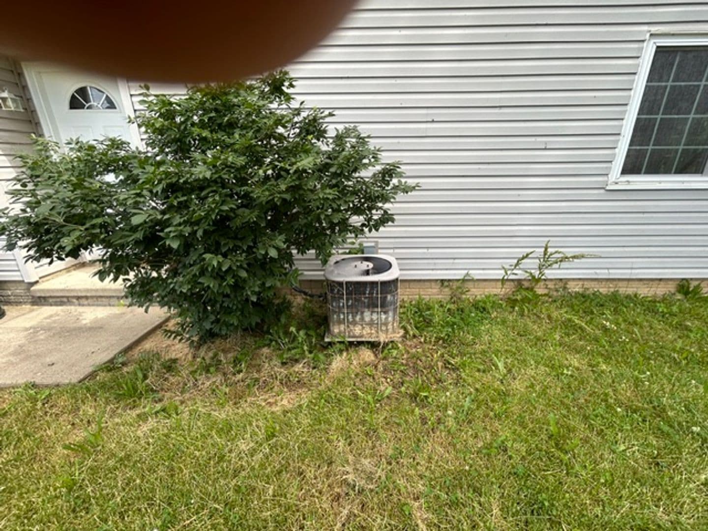 Lorain Apartment: 3115-3117 Surf Ave