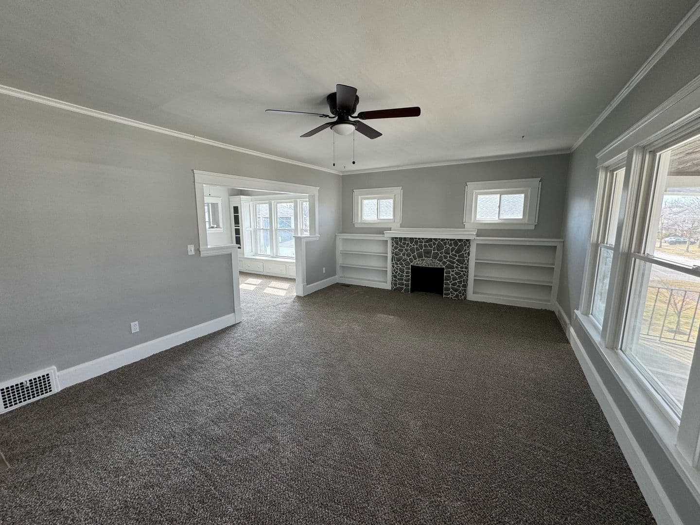 Lorain Apartment: 839 - 841 Allison Ave
