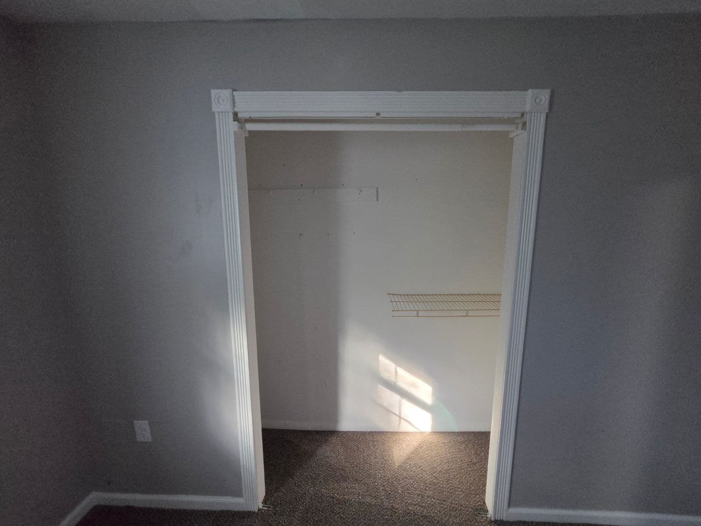 Elyria Apartment: 41547 - 41549 Elmwood St