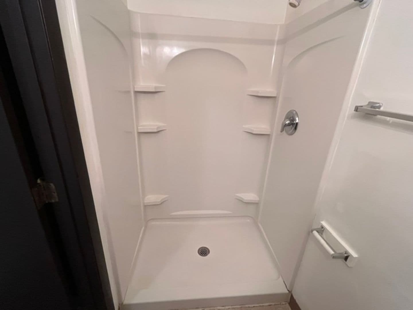 Lorain Apartment: 4461 Oberlin Avenue - Concord Station