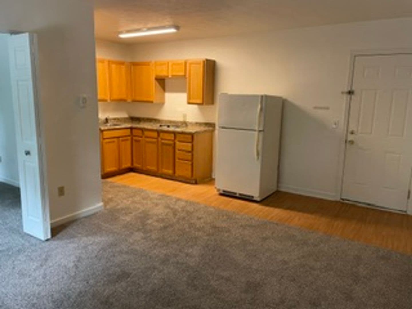 Lorain Apartment: 4461 Oberlin Avenue - Concord Station