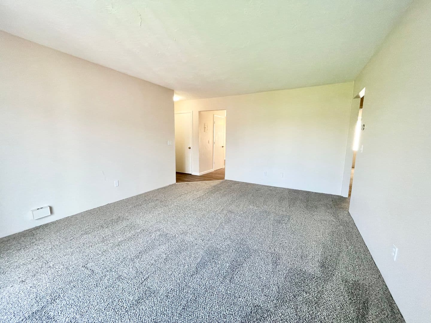 Lorain Apartment: Tower Blvd