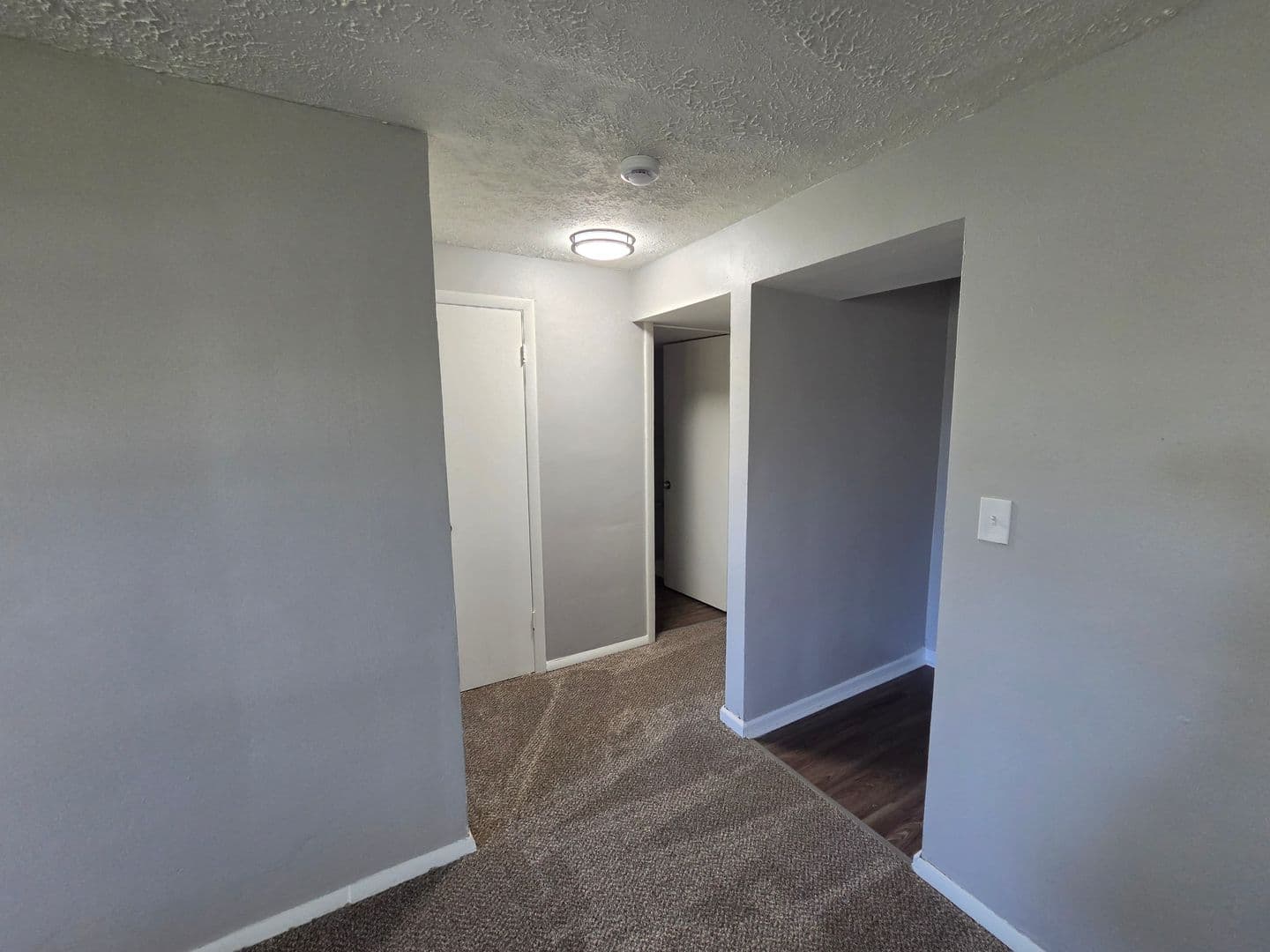 Elyria Apartment: 41547 - 41549 Elmwood St