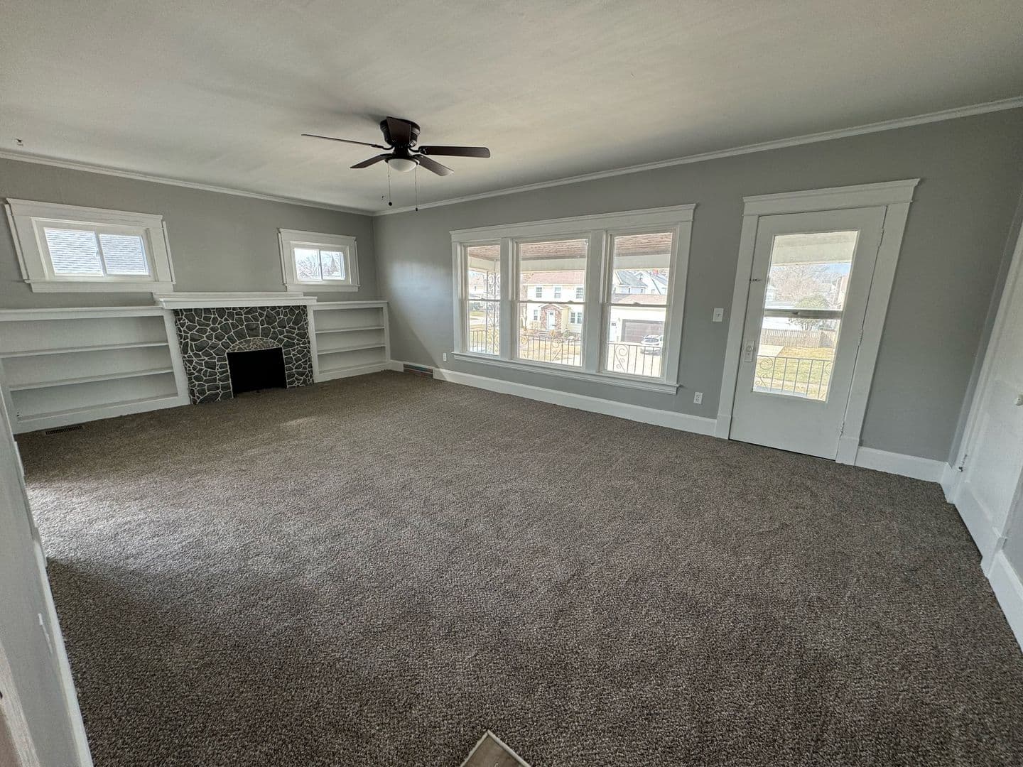 Lorain Apartment: 839 - 841 Allison Ave