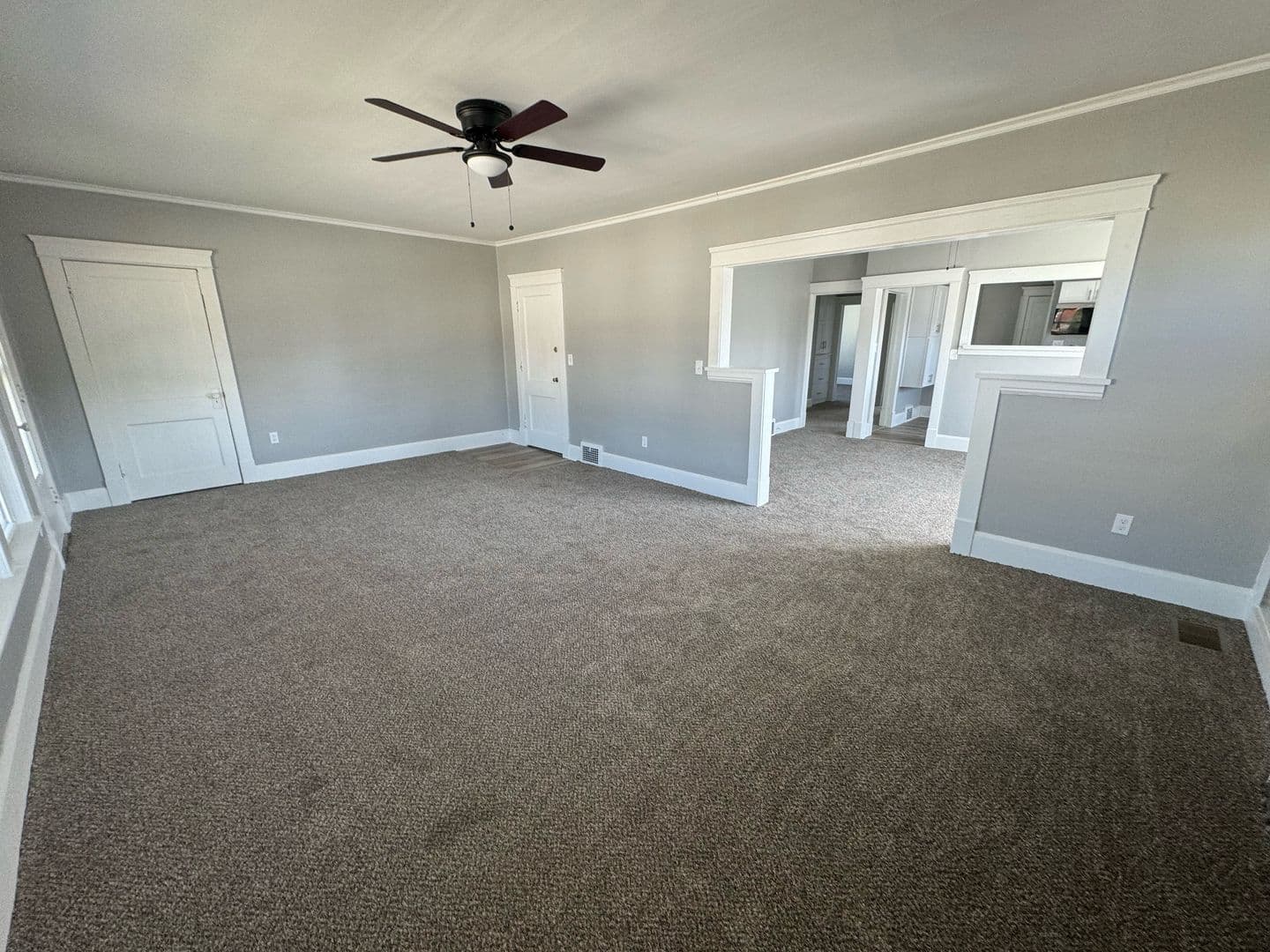 Lorain Apartment: 839 - 841 Allison Ave