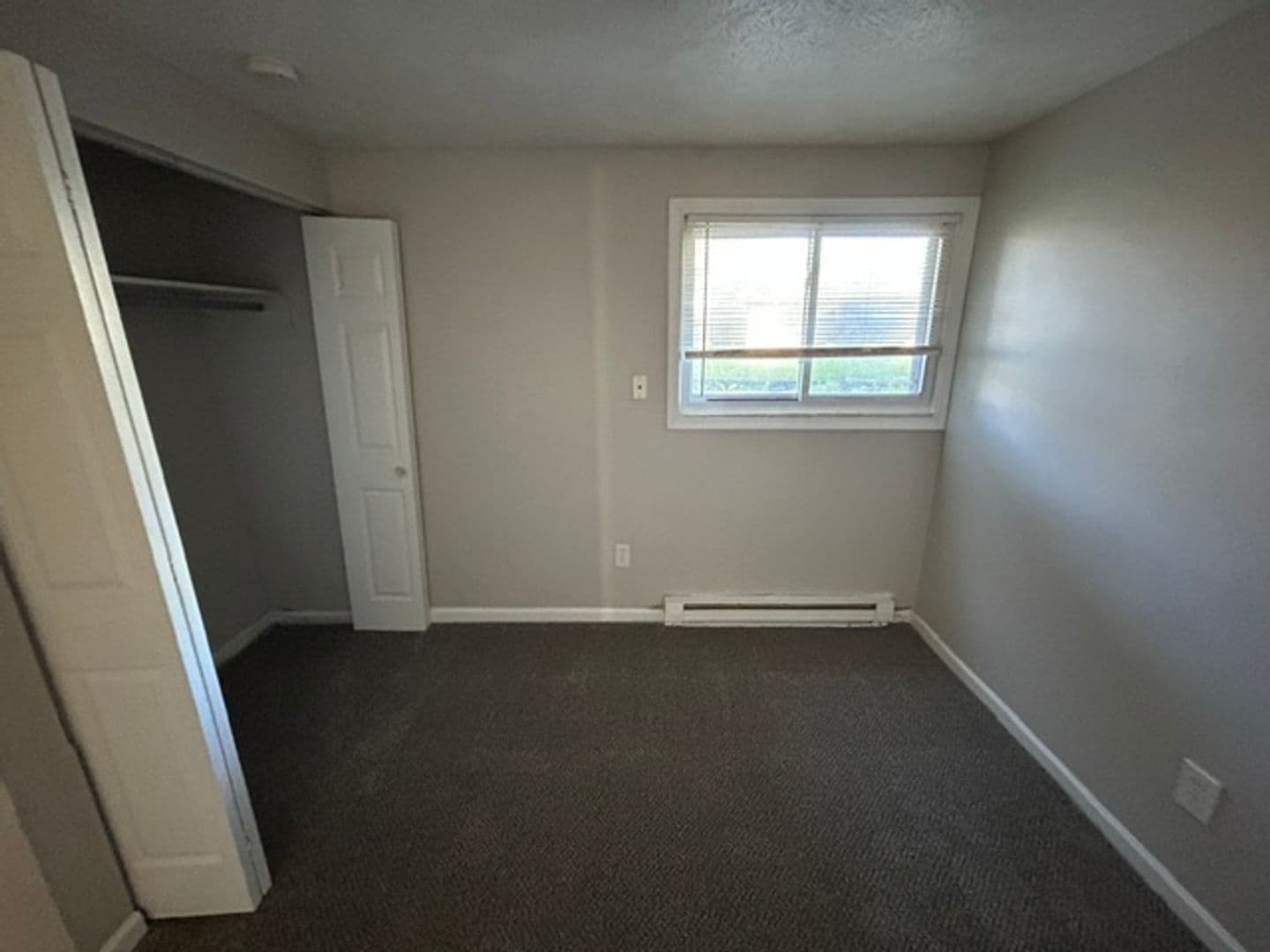 Elyria Apartment: 172 Brunswick